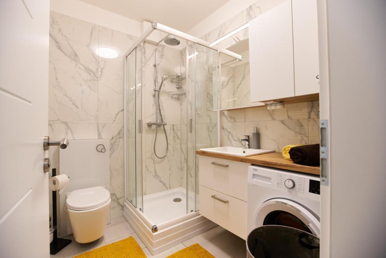 Starlight Bronze Szeged- Exclusive Apartment Екстериор снимка